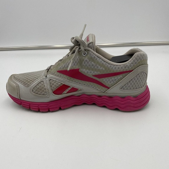 Reebok Vibe tech athletic shoes sneakers grey and pink women's size 7.5 US VGC! - Picture 10 of 12